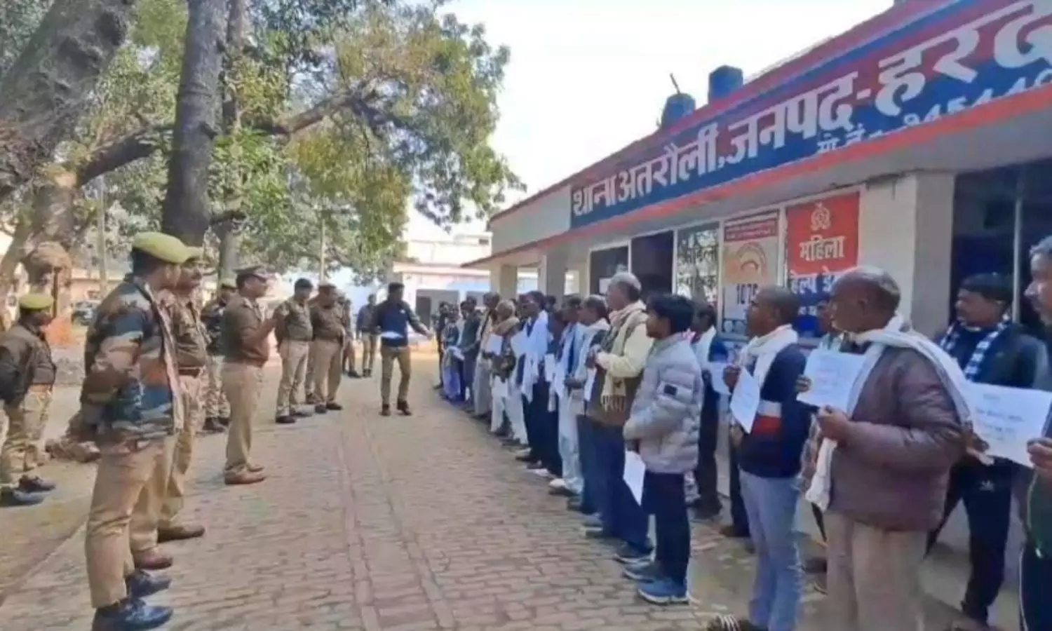 74 criminals walk into UP police station to surrender: report