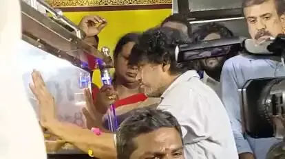 Unidentified person attacks Vijay at Captain Vijayakanth’s funeral