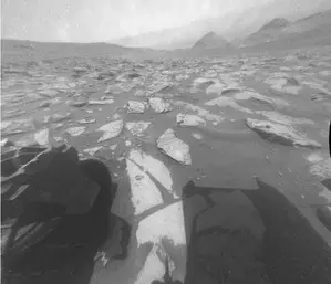 NASAs Curiosity rover captures video of typical Martian day