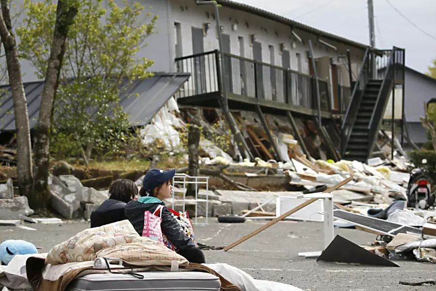 Powerful earthquakes rock Japan: eight dead, buildings destroyed