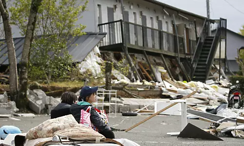 Powerful earthquakes rock Japan: eight dead, buildings destroyed