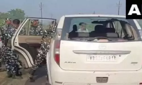 TMC loyalists assault ED officers, damage vehicles during raid in Bengal