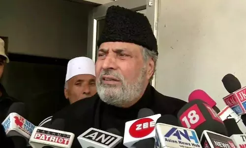 Ex-J&K Deputy CM Muzaffar Hussain Beigh, wife rejoins Mehboobas PDP