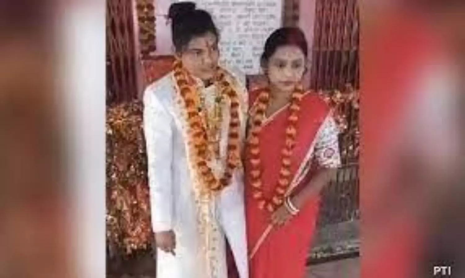 Lesbian couple from Bengal weds at UP temple, overcomes obstacles
