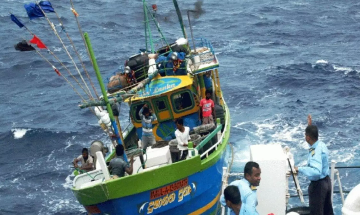 Sri Lanka arrests 10 fishermen for poaching in their waters