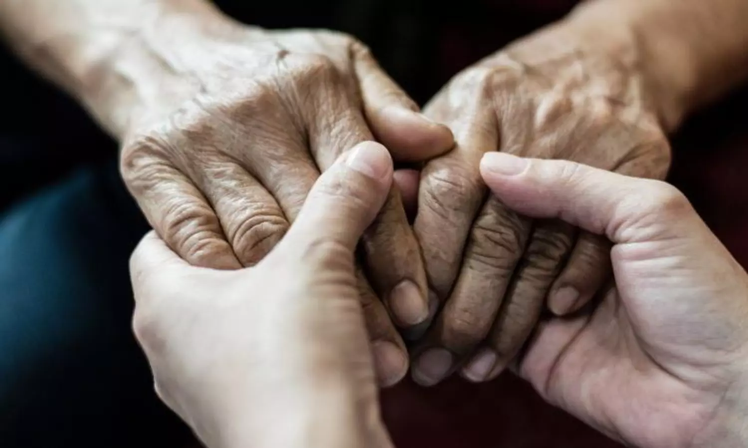 New blood test can spot Alzheimers risk 15 yrs before symptoms emerge