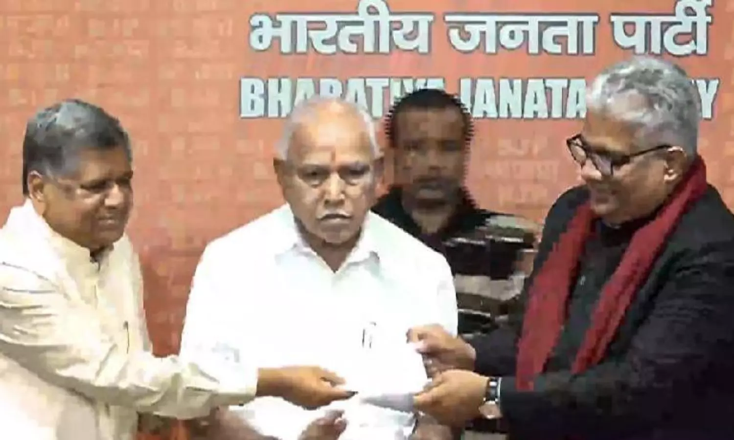 Ex Karnataka CM quits Congress, returns to BJP