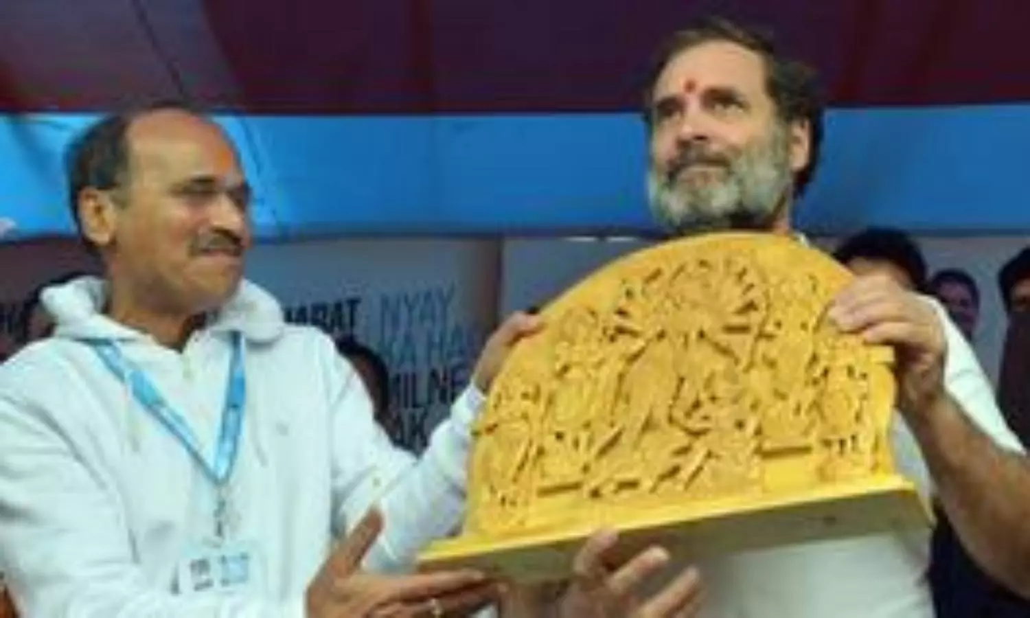 Rahul Gandhi flies to Delhi, to return to Bengal on Sun for Nyay Yatra