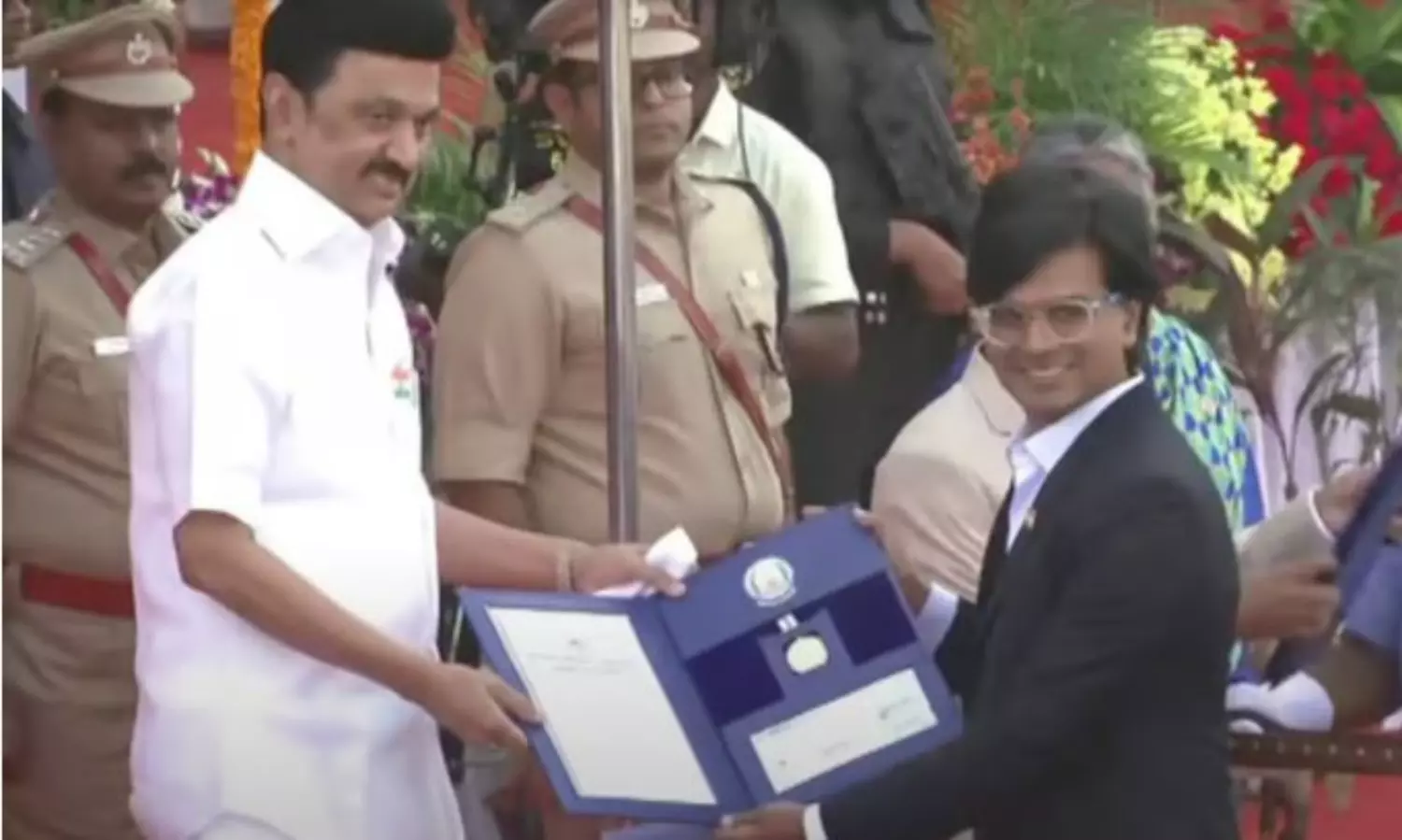 Fact-checker Md Zubair wins TN Govts Kottai Ameer Communal Harmony Award