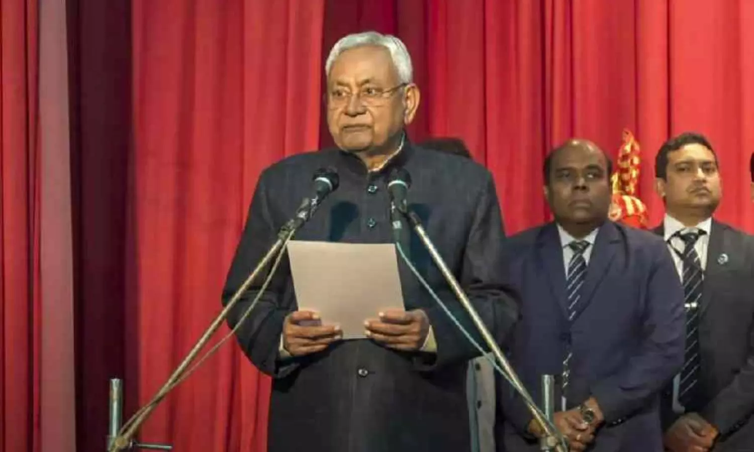 Nitish Kumar jumps to NDA, takes oath as Bihar CM for record ninth time