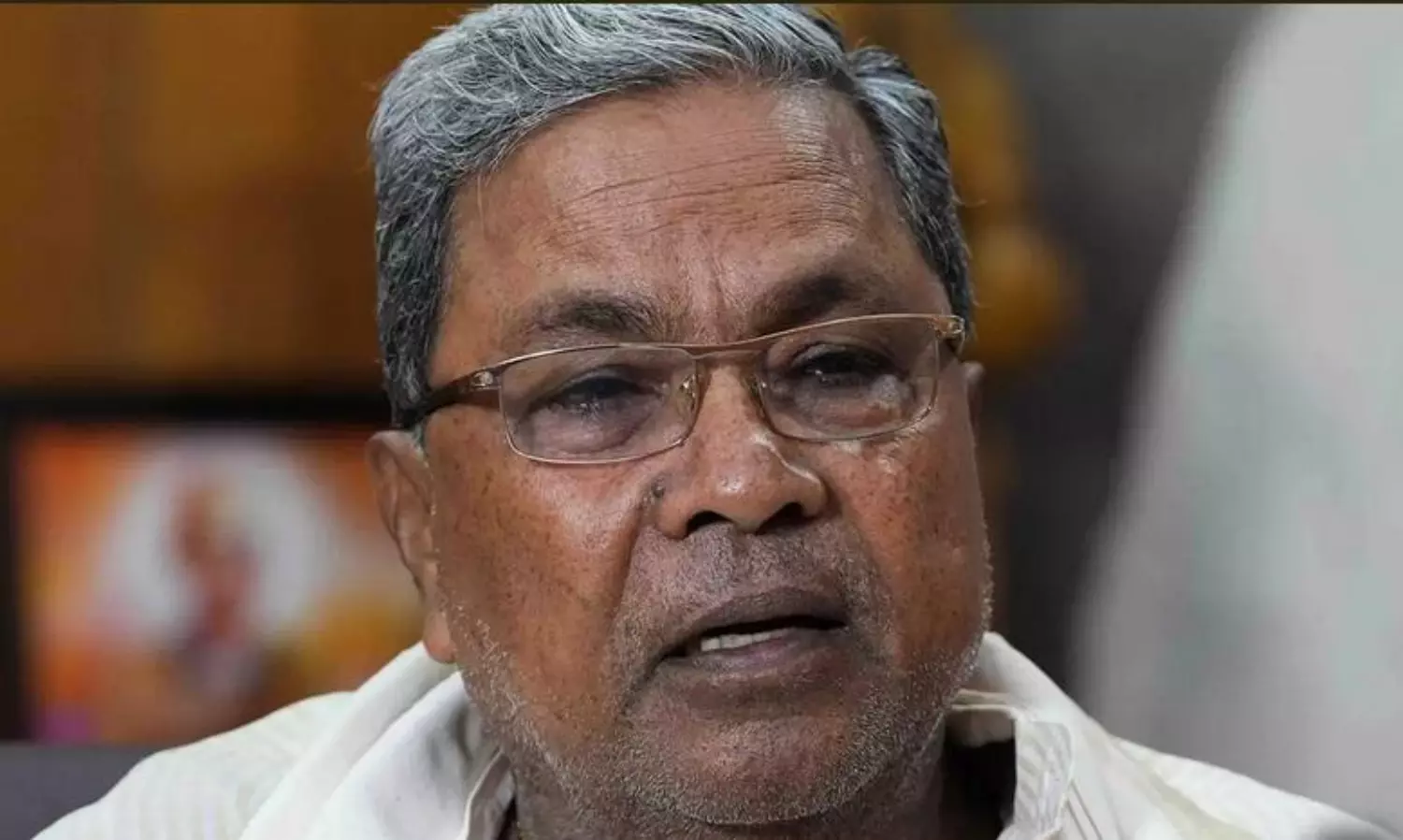 High court grants Siddharamaiah interim relief from prosecution