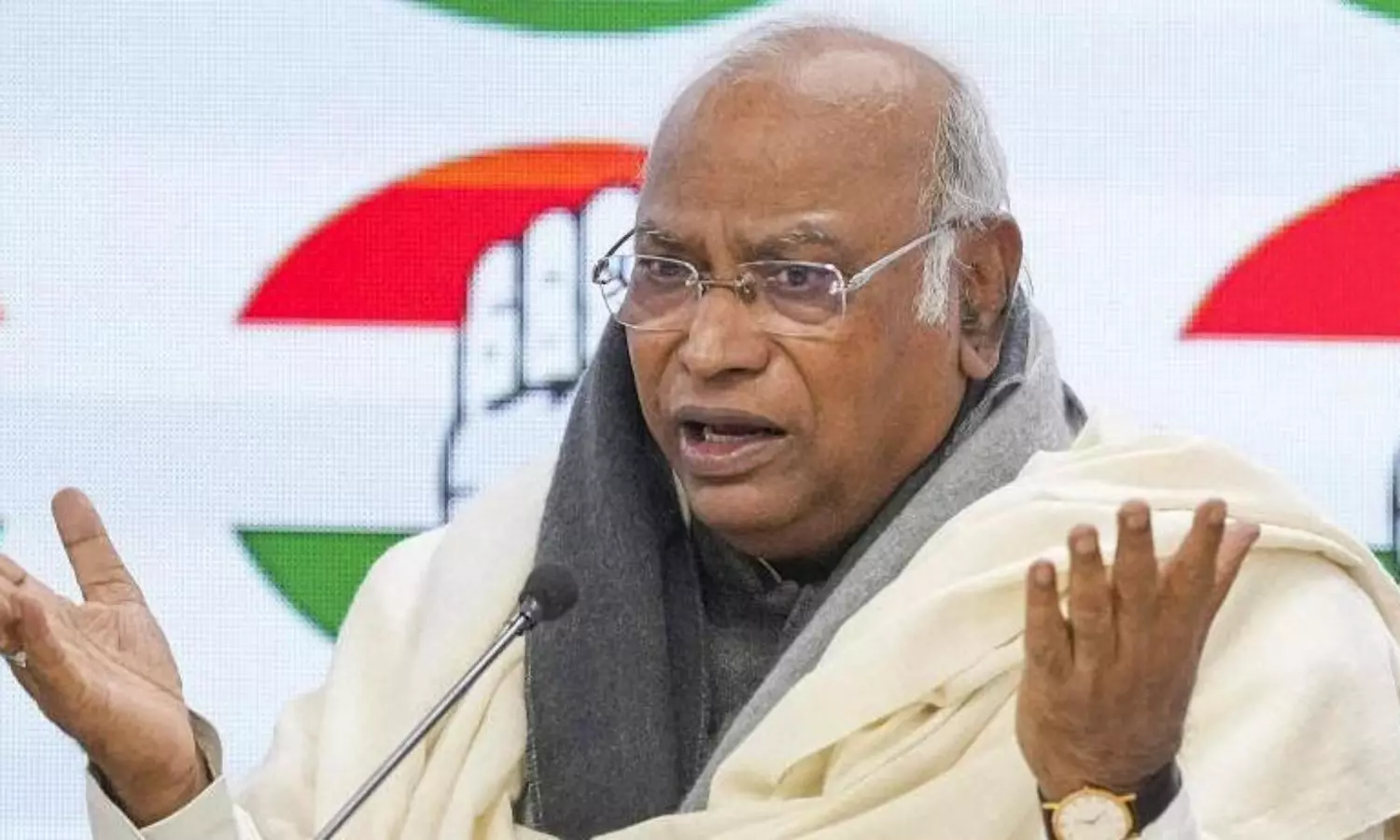 Kharge claims India may have dictatorship if Modi wins 2024 polls
