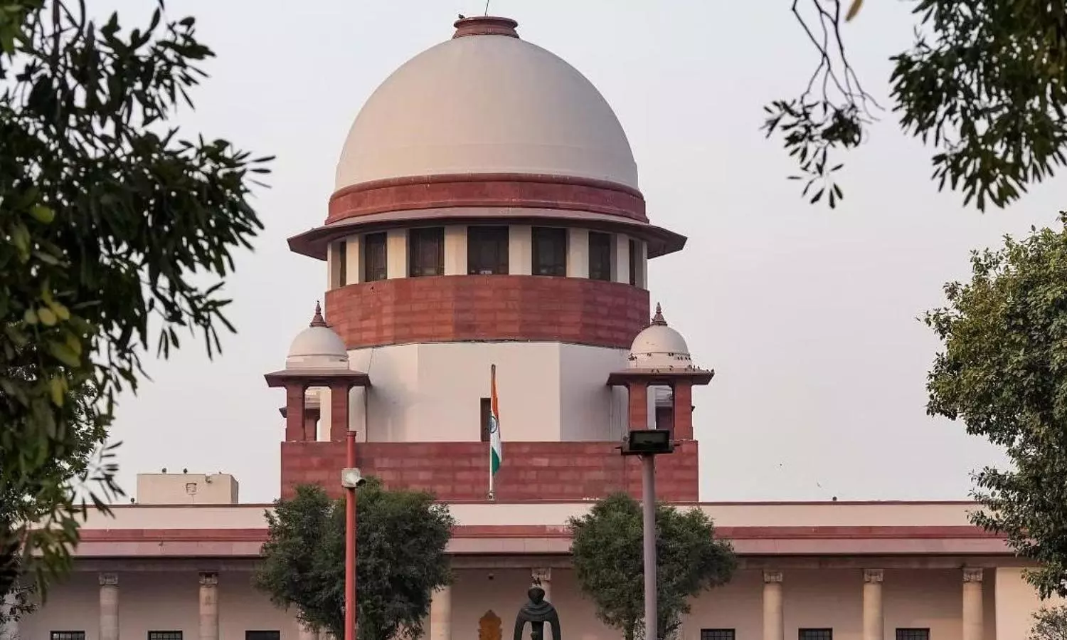 Review orders not to be kept in cupboard: SC on J&K internet ban