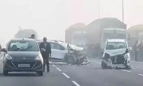 delhi fog accident