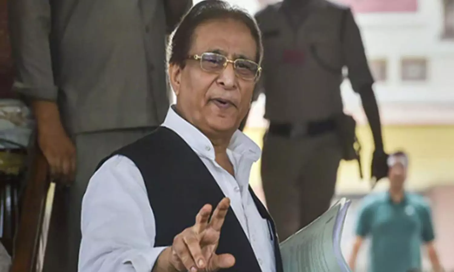 Lack of evidence: Azam Khan acquitted in 2019 robbery case