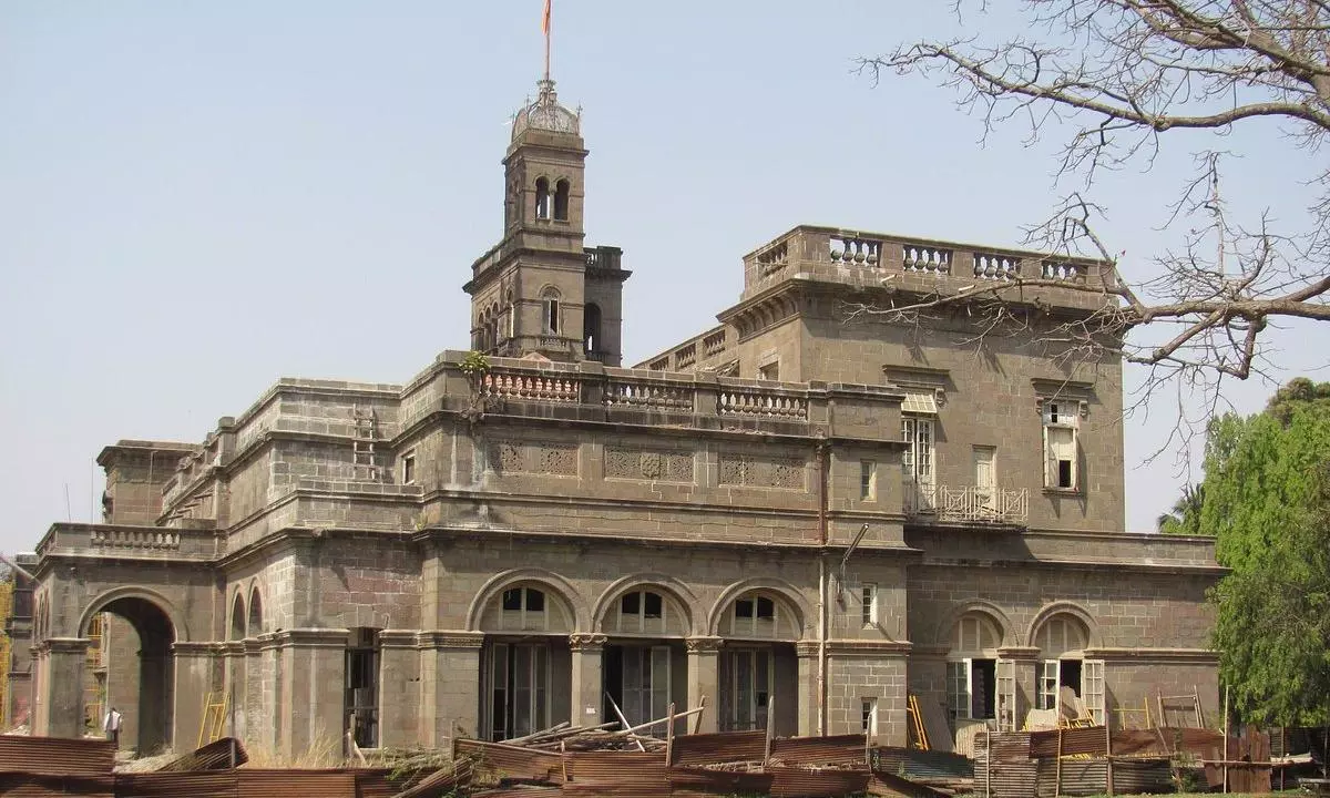 Professor, 5 students nabbed over play on Ramleela at Pune University Professor, 5 students nabbed over play on Ramleela at Pune University