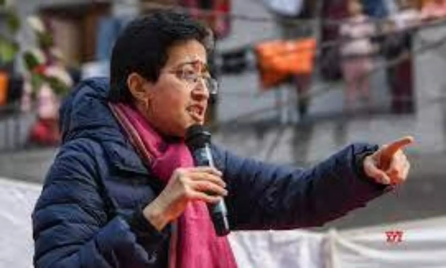 Delhi Police reach Atishis residence to serve notice: report