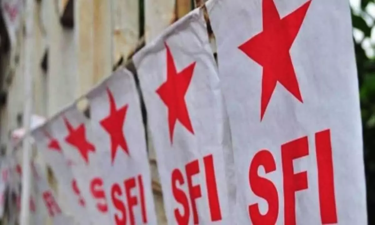 SFI quizzes own govts edu privatisation budg proposals in Kerala