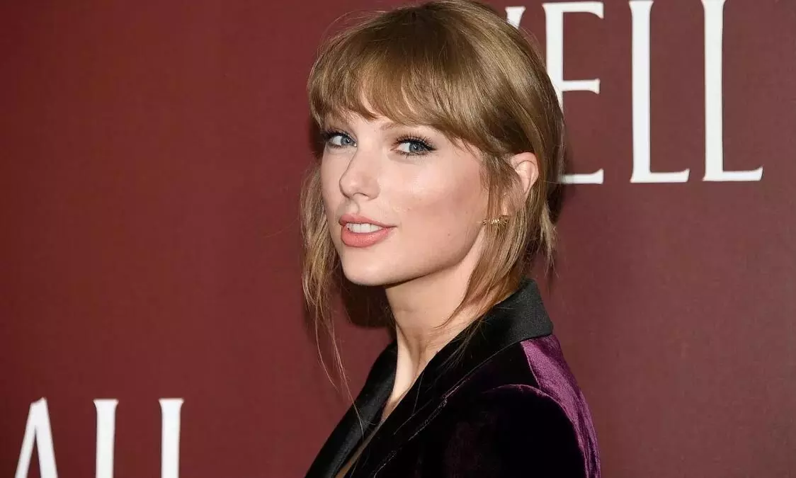 Taylor Swift warns legal action against student tracking private jet