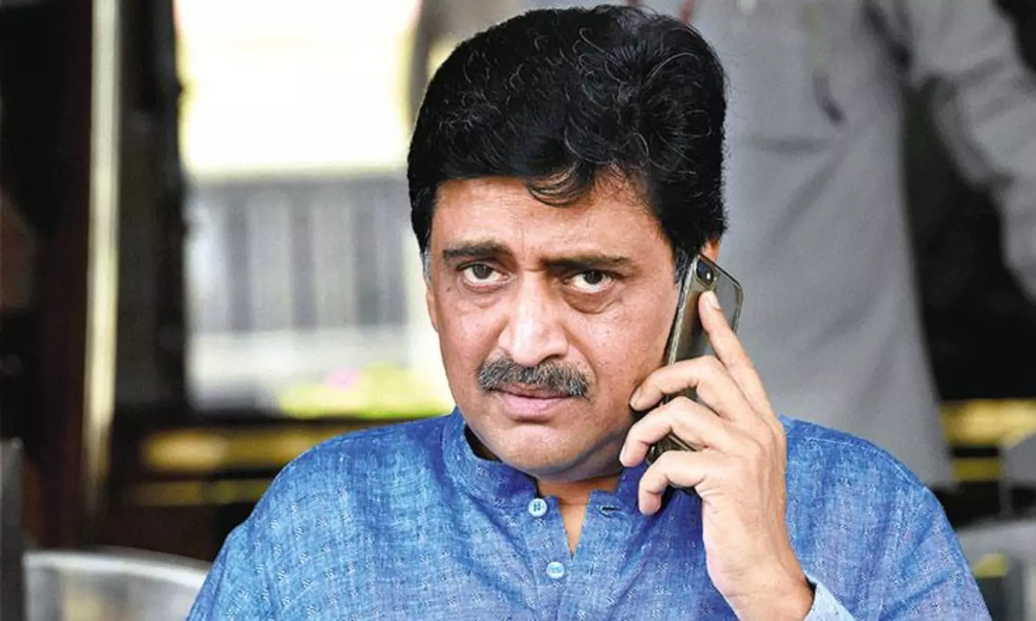 Forced to resign as CM on Adarsh scam, Ashok Chavan may join BJP