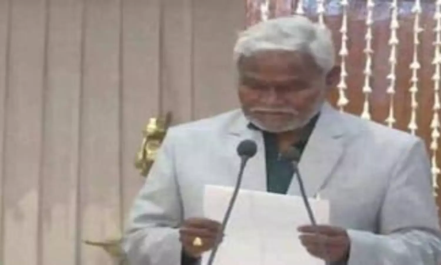 8 Cong MLAs reach Delhi, disgruntled over portfolio distribution in Soren govt