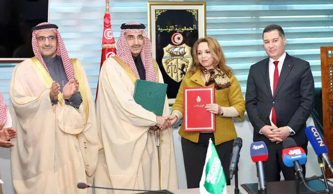 Saudi signs $55m loan to upgrade Tunisian railway