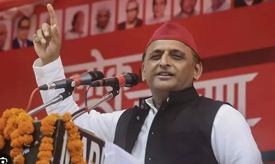 CBI summons Akhilesh Yadav for questioning in illegal mining cases