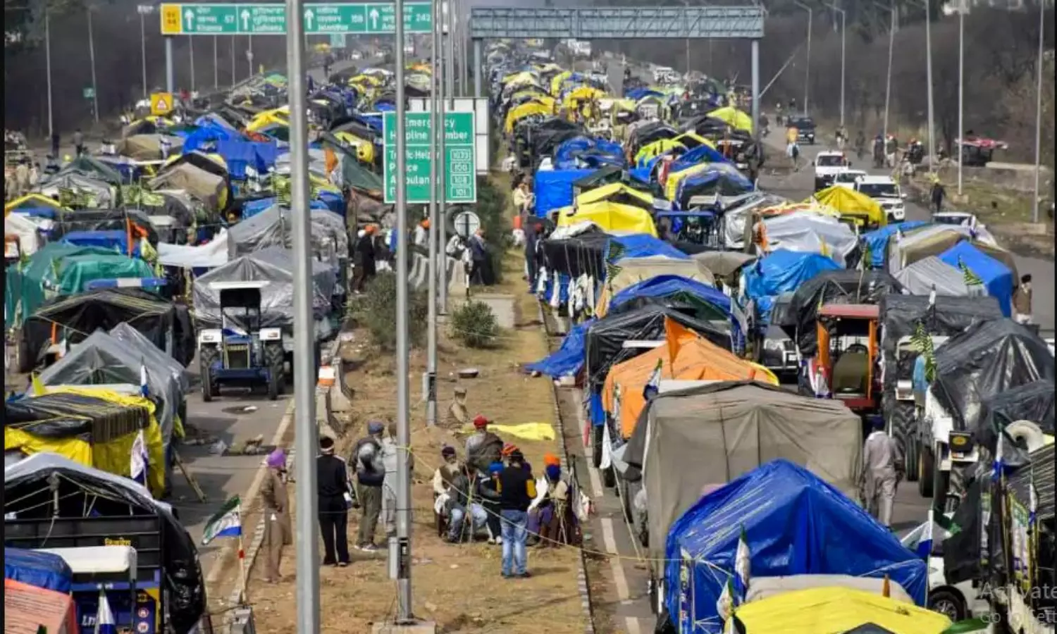 Blocking of social media accounts linked to farmers: attempt to quash mass mobilization