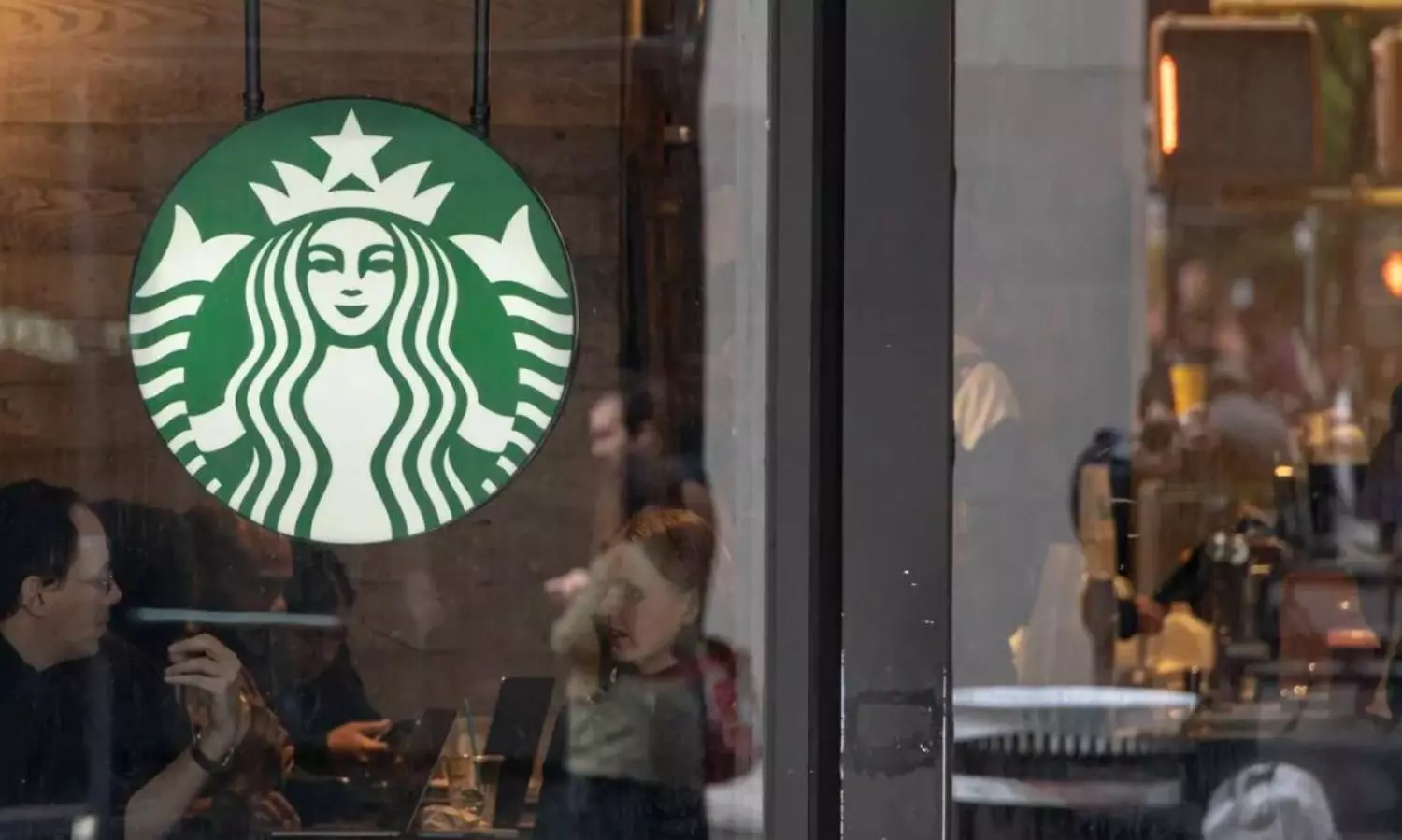 Starbucks in Middle East takes hit, announces 2,000 layoffs post boycotts