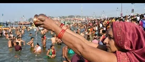 Over 9 lakh people take a dip in Ganga on Mahashivratri