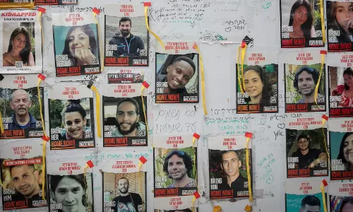 Netanyahus advisor in Russia for discussions over hostages in Gaza