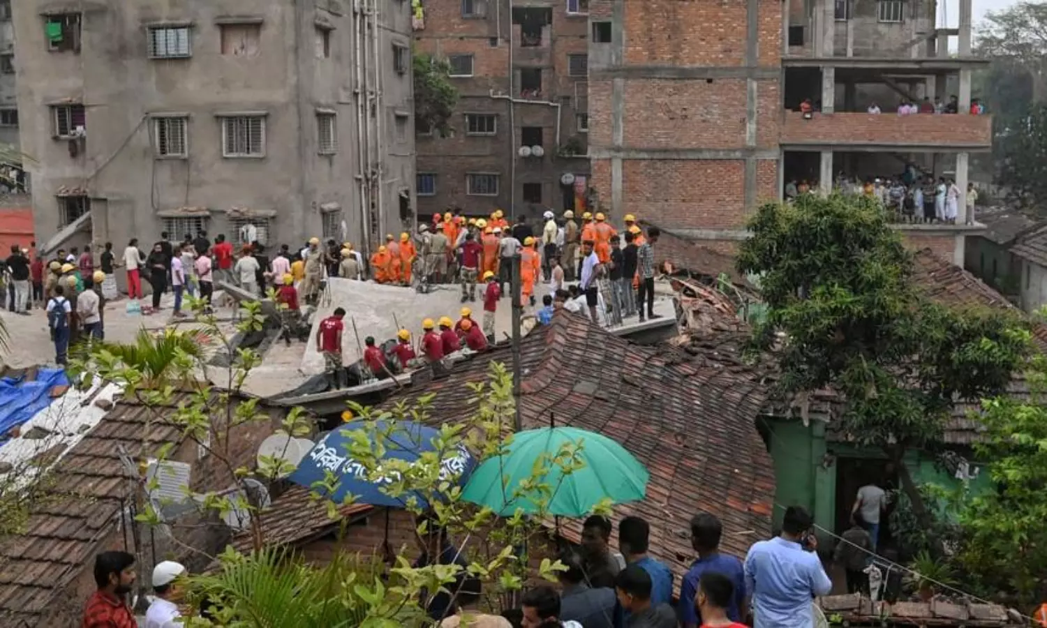Under-construction building in Kolkata collapses killing 9, injuring 15