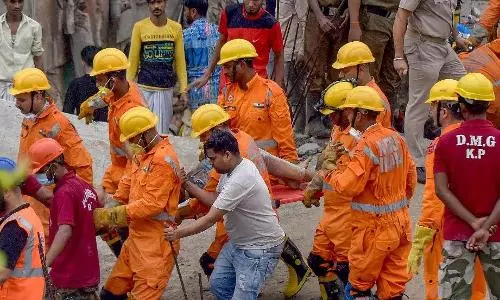 Landowner held as death toll in Kolkata building collapse rises to 10