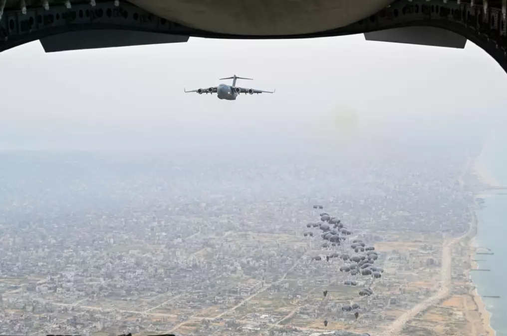 Birds of Goodness executes 20th humanitarian aid airdrop in north Gaza