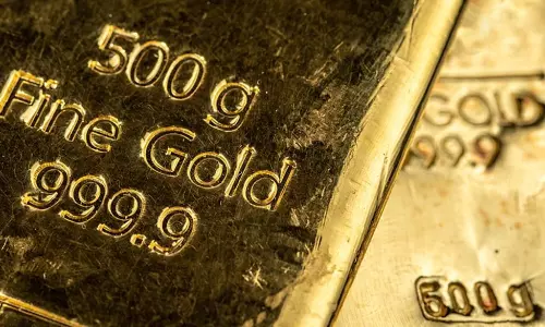 Yellow metal heats up to become red after record price surge amid Gaza war