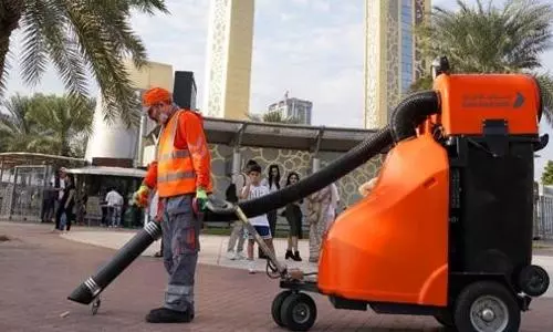 Dubai appoints 2,300 cleaners and 650 hygiene engineers for Eid holidays Dubai appoints 2,300 cleaners and 650 hygiene engineers for Eid holidays