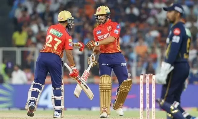 IPL: Punjab defeats Gujarat in a worthy chase of 200