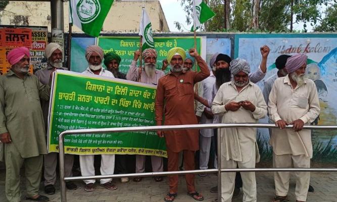 BJP is not welcome: farmers’ posters in Punjab villages BJP is not welcome: farmers’ posters in Punjab villages