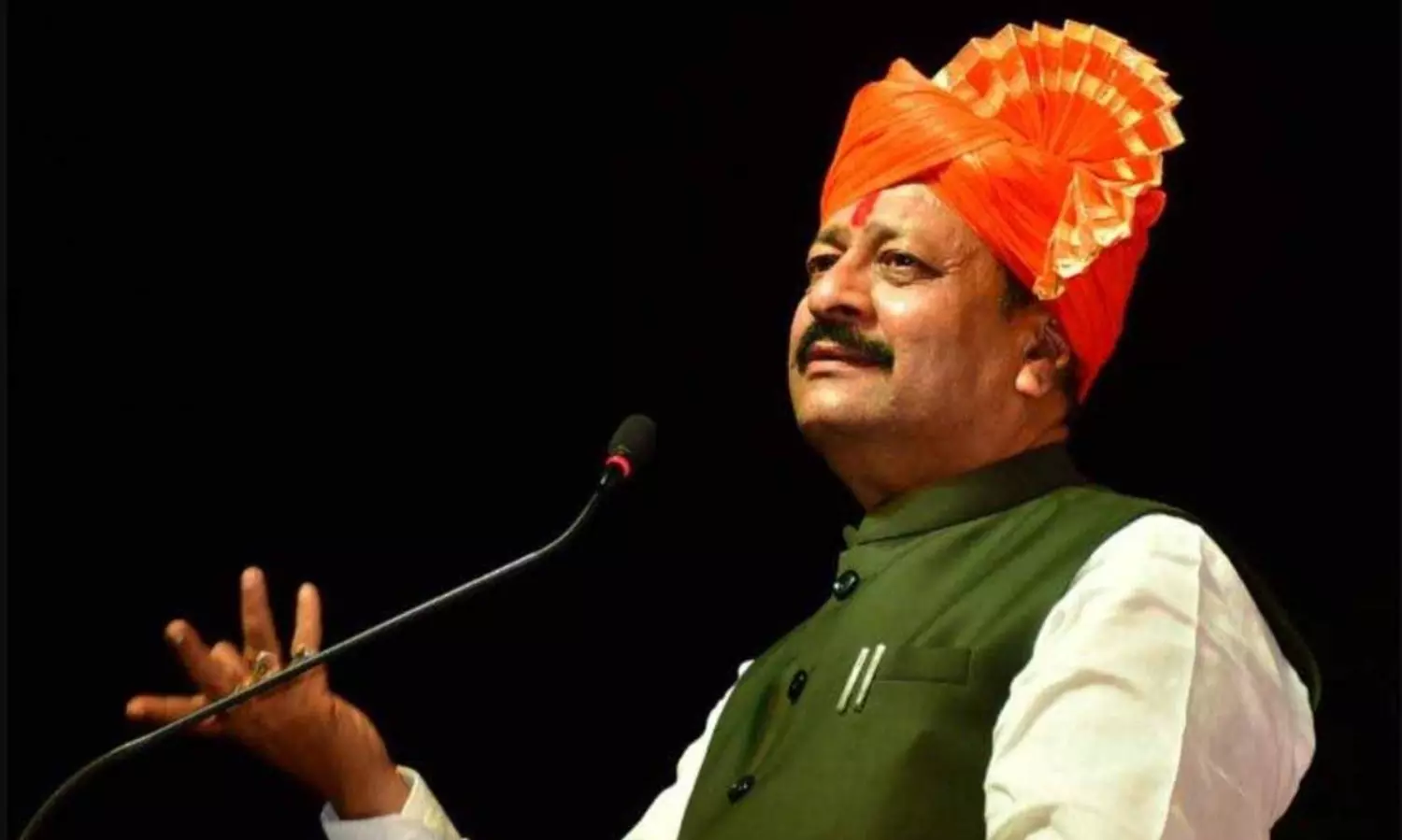 Wife Muslim: Kntka BJP leader calls minister half Pakistani