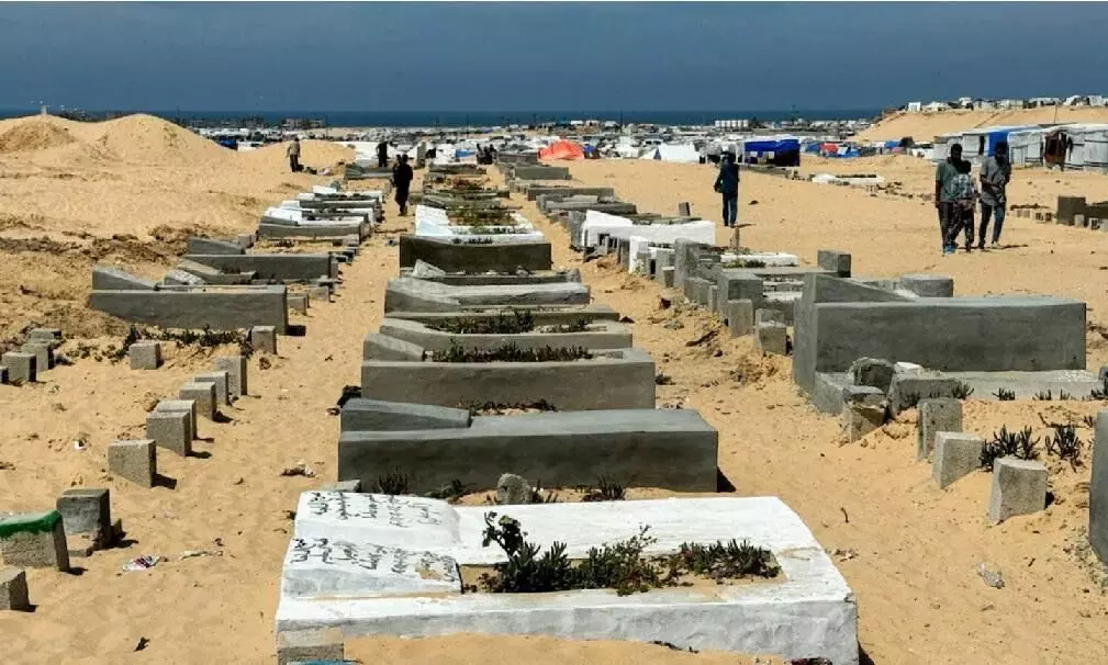 War Chaos: Gazan Christians bury loved ones in Muslim graveyards