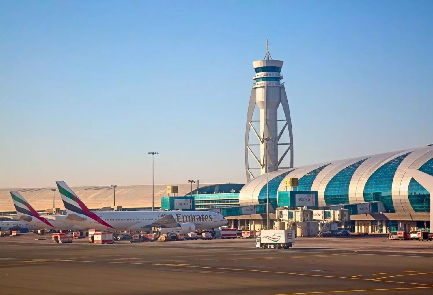 Dubai Airport suspends operations temporarily due to heavy rains