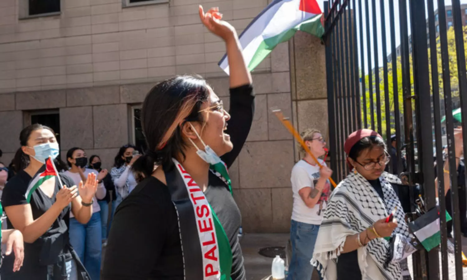 Pro-Palestinian demonstrations sweep US colleges