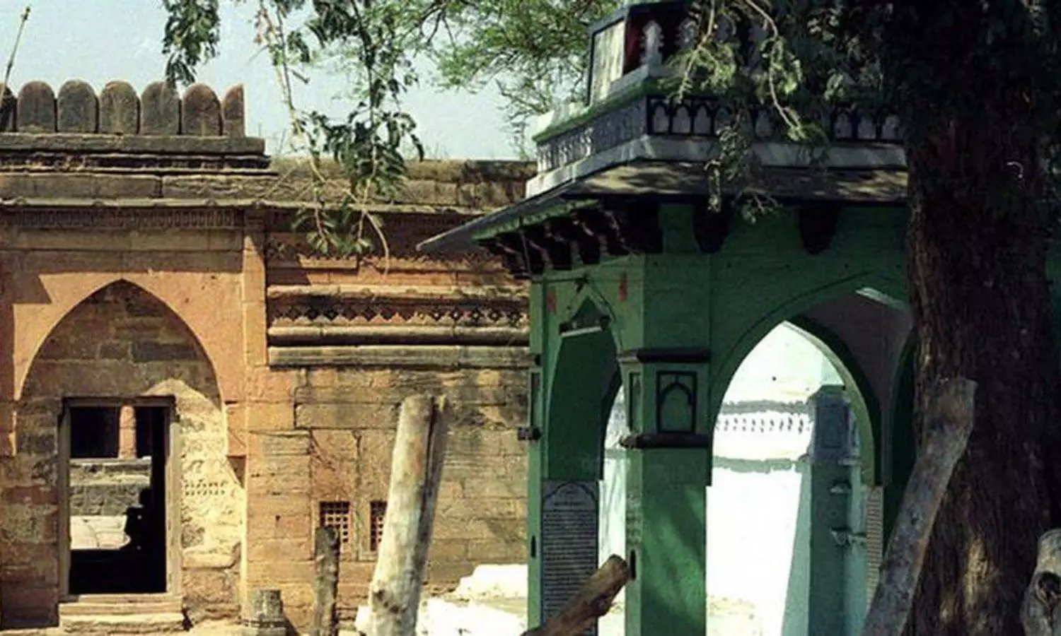 ASI wraps up survey at Bhojshala Temple-Kamal Maula Mosque complex