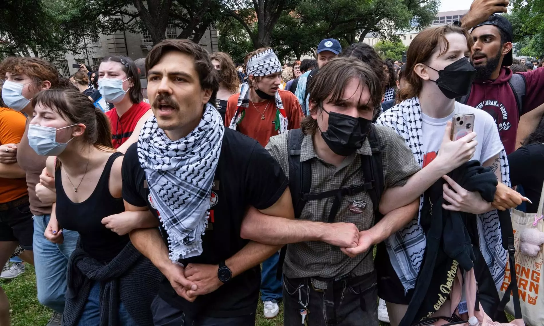 Pro-Palestinian US protests: 100 more detained in a Boston university