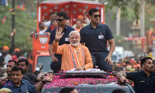 PM Modi’s hatred pitch continues: points Mughal Emperor destroyed temples