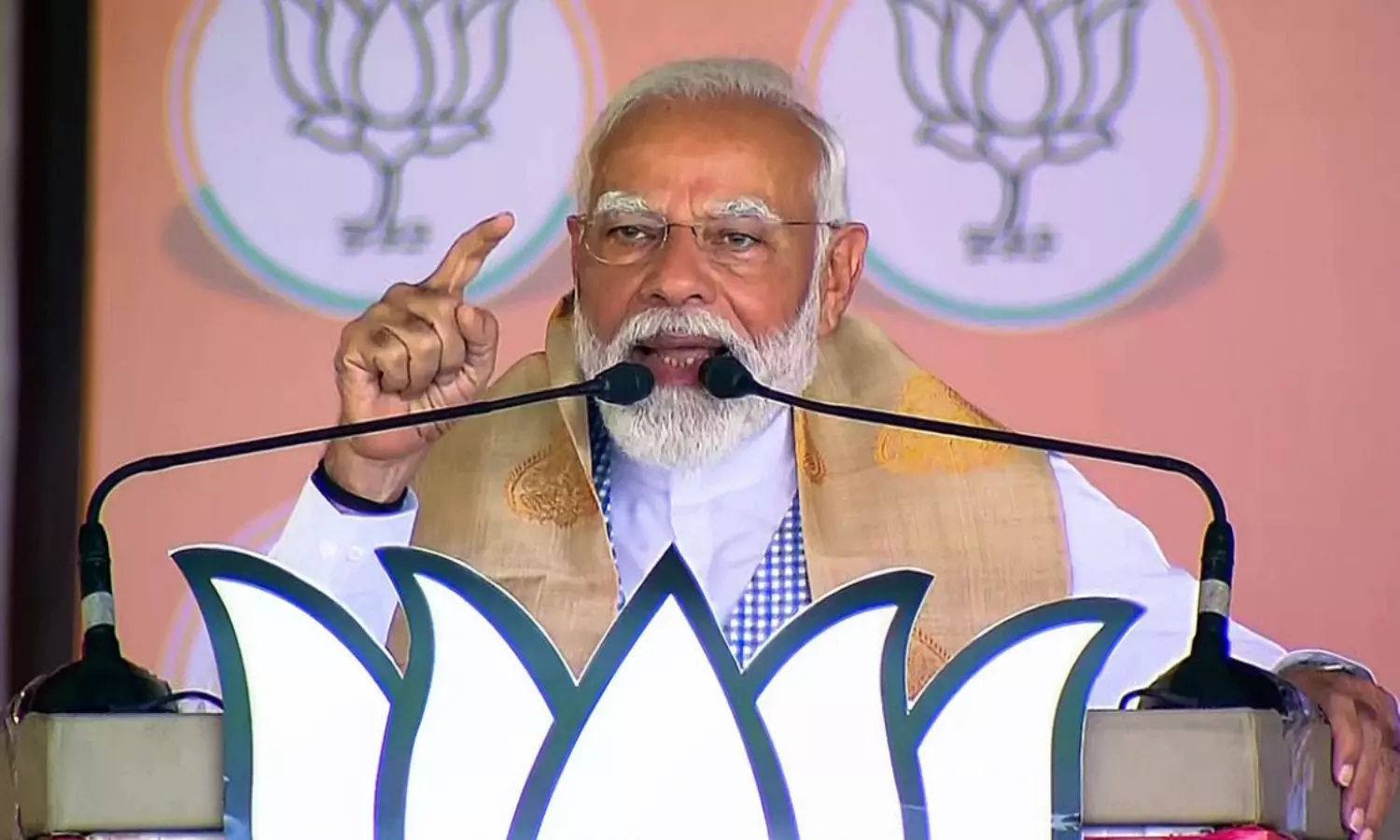 Modi urges BJP candidates to lure voters against Congress