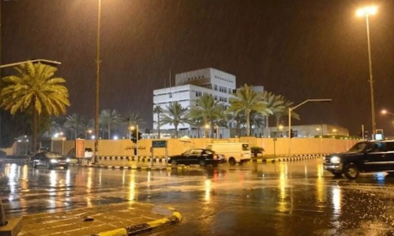 Saudi authorities issue severe weather warnings across kingdom