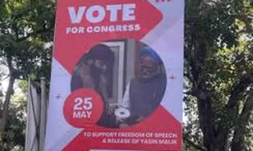 Delhi Police removed poster featuring Yasin Malik, ex-PM Manmohan Singh