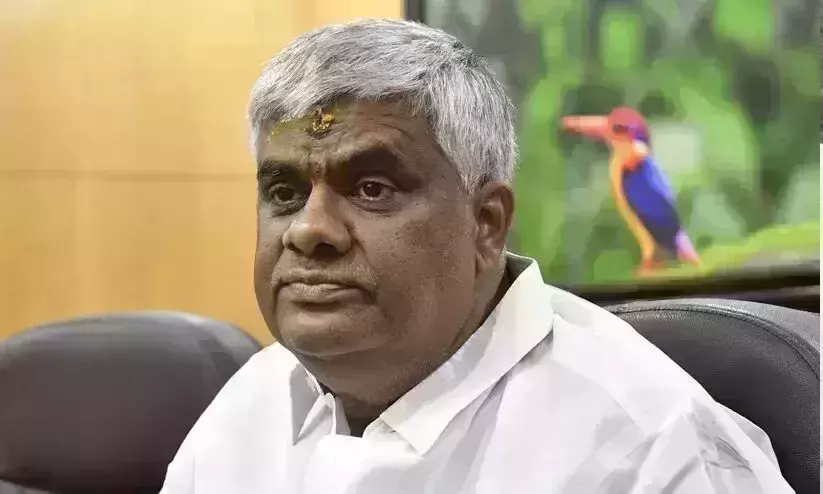 Kidnapping case: SIT takes HD Revanna into custody