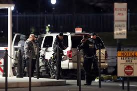 Car crashed into white house results in drivers death